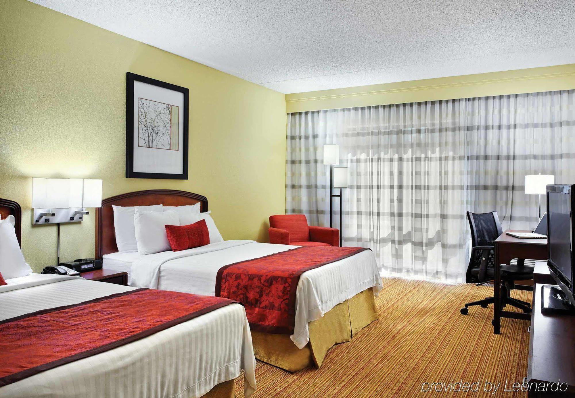 Courtyard Tampa Downtown Quarto foto