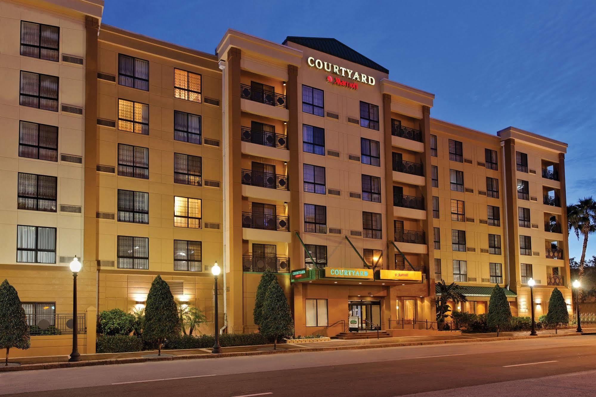 Courtyard Tampa Downtown Exterior foto
